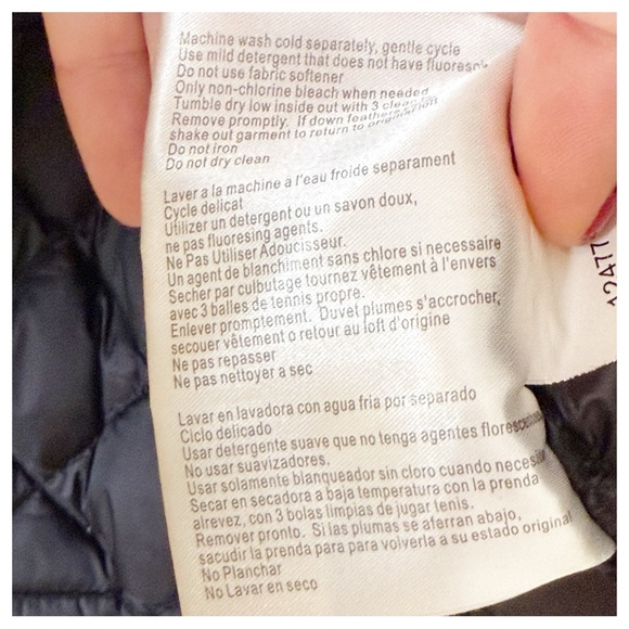 Michael Kors Quilted Puffer Vest | Women’s XS | Black | Ultralight Down - Picture 6 of 10